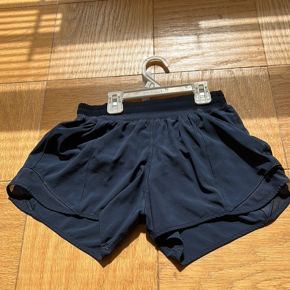 lululemon navy blue hottie hots
